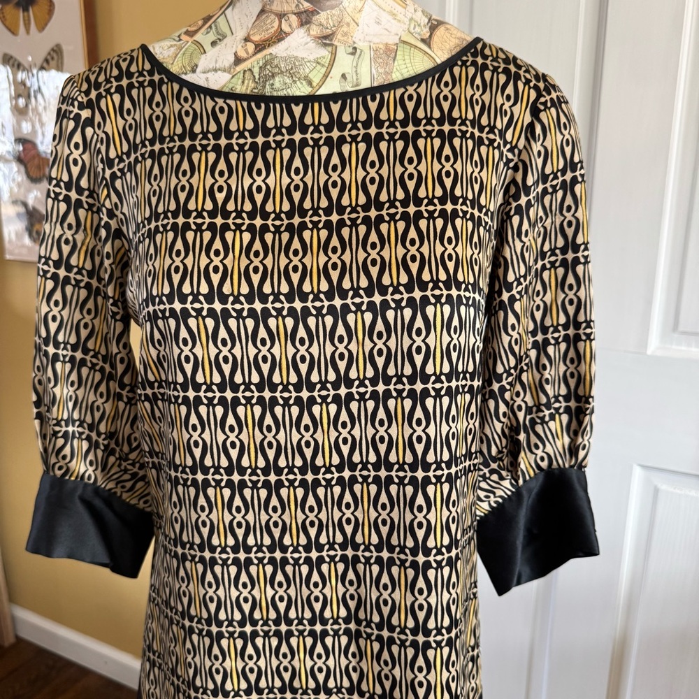 Claude Brown 100% Silk Black and Cream Patterned Women's Shift Dress 2 - Picture 9 of 13